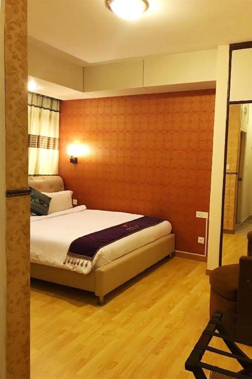 เซ็นจูรี่ ปาร์ค เรสซิเดนซ์ Hotel ธากา ภายนอก รูปภาพ
